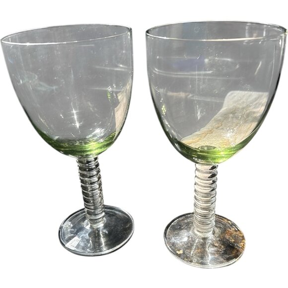 2 Green Stemmed Wine Glasses Wafer Design By Signature Rincon - Picture 1 of 8